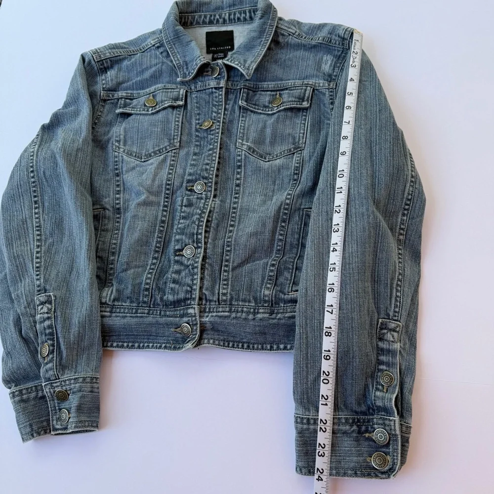 Woman’s The Limited Denim Jacket Size Large - Picture 5 of 7
